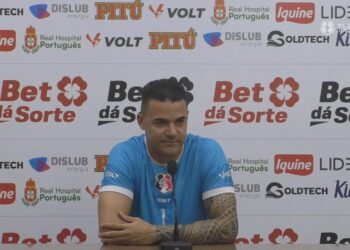 Santa Cruz: Felipe Alves comenta sobre gramado do Lacerdão e ressalta importância de manter invencibilidade na competição