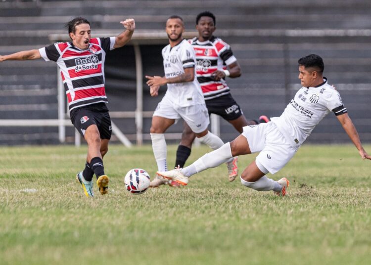 Santa Cruz vence o Central no Lacerdão. Foto: Rafael Vieira/FPF