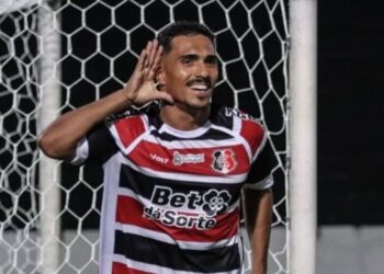 William Jr. é um dos destaques do Santa Cruz nesta Série D. Foto: Evelyn Victória / SCFC