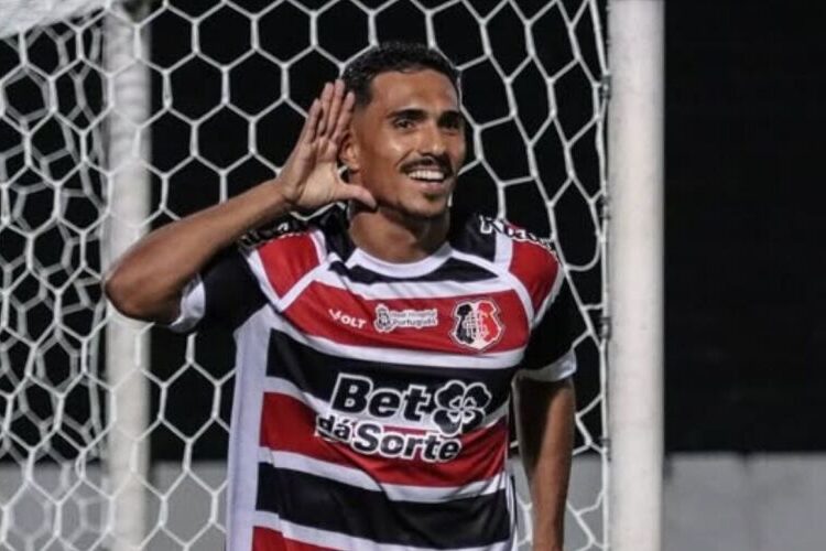 William Jr. é um dos destaques do Santa Cruz nesta Série D. Foto: Evelyn Victória / SCFC