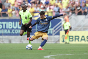 Retrô tenta voltar as vitórias contra o Londrina. Foto: Rafael Vieria/FPF