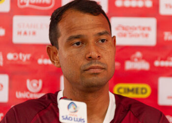 Náutico: Vinícius valoriza retorno após lesão e destaca foco em confronto com o Bahia pela Copa do Nordeste