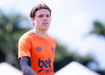 Barletta destaca início de trabalho de Daniel Paulista no Sport e reforça união do elenco