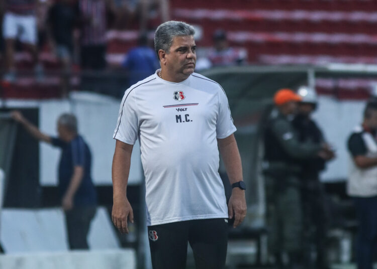 Santa Cruz: Marcelo Cabo lamenta derrota, critica arbitragem e ressalta confiança em Felipe Alves