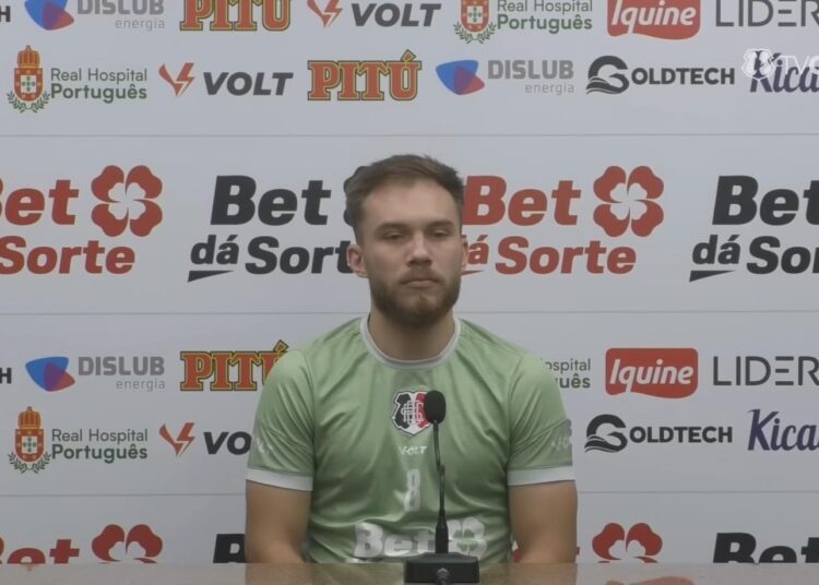 “Importante para recuperar a confiança”, diz Lucas Bessa após assistência em vitória do Santa Cruz sobre o Ferroviário/CE