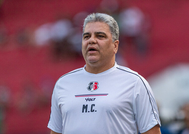 Após derrota, Marcelo Cabo cobra mudança de atitude no Santa Cruz