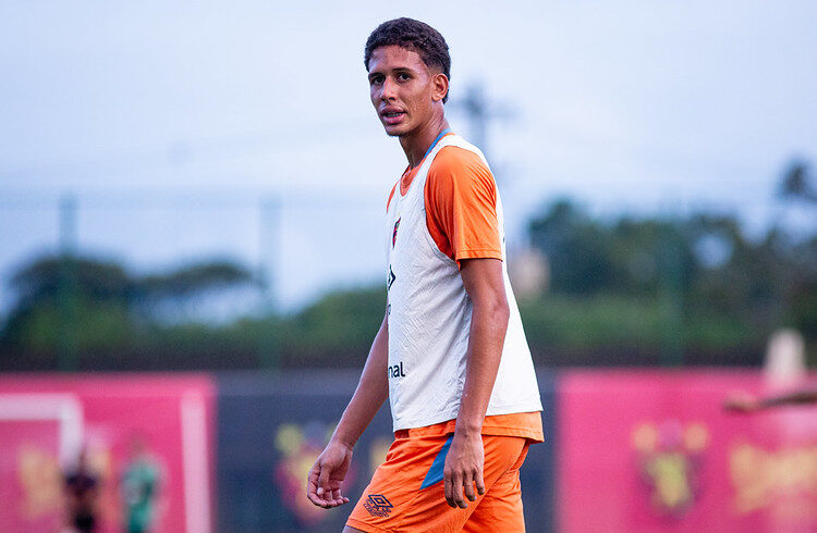 Sport integra jovens das categorias de base ao elenco principal