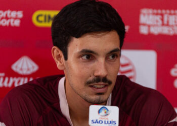 Náutico: Marco Antônio celebra gol e projeta duelo contra o Floresta