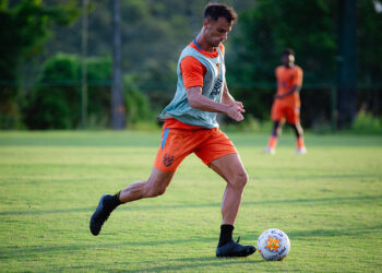 Rafael Thyere busca retomada com o Sport na temporada e projeta partida contra o Ceará nas quartas do Nordestão