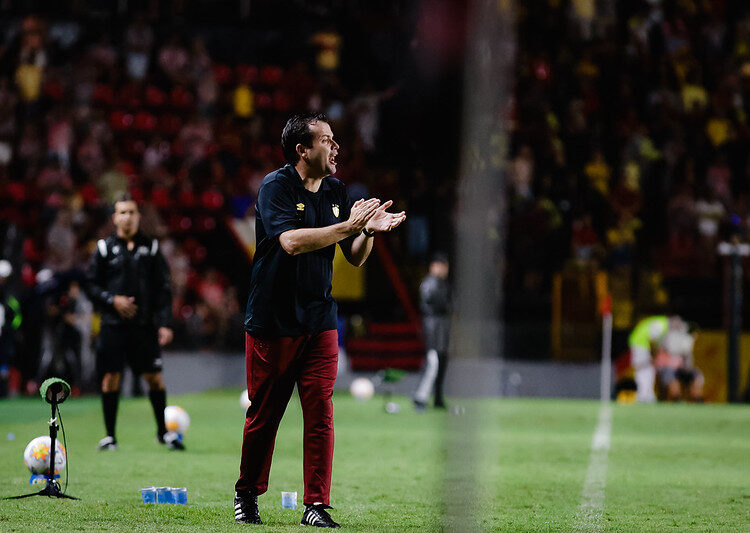 Sport: Daniel Paulista fala em frustração após eliminação, ressalta desempenho da equipe e vê margem para evolução