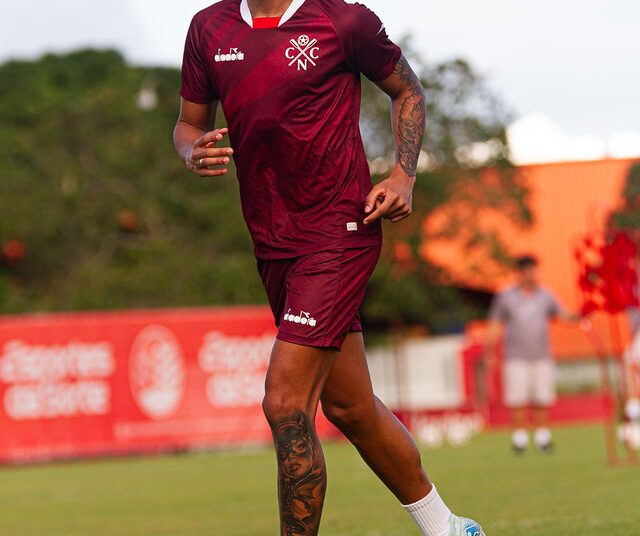 Lucas Cardoso deve fazer sua estreia contra o Figueirense. Foto: Gabriel França/Náutico