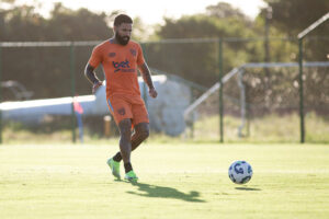 Romarinho foi o herói do empate contra Vitória. Foto: Paulo Paiva/Sport