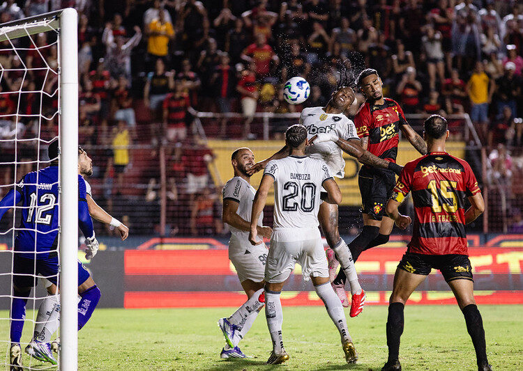 Sport perdeu para o Botafogo na Ilha do Retiro. Foto: Paulo Paiva/Sport