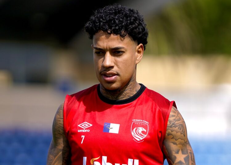 Sport busca contratação do meia-atacante Matheusinho, que pertence ao Santa Clara/POR