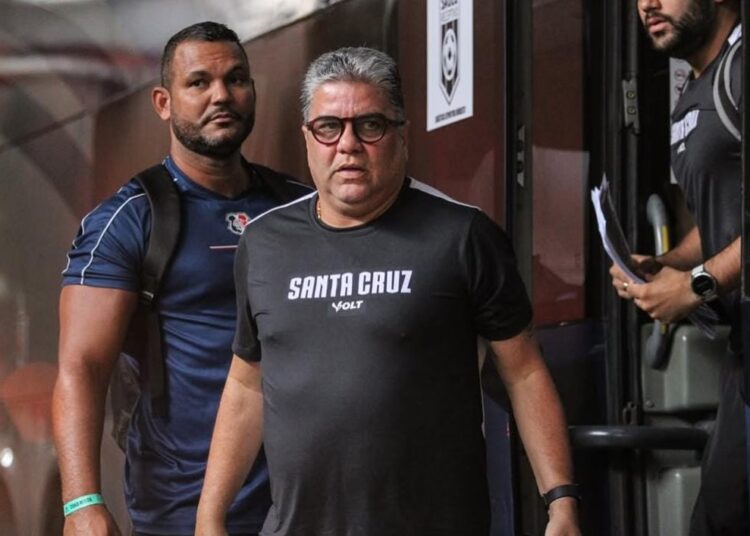 Marcelo Cabo celebra classificação antecipada do Santa Cruz para a próxima fase da Série D: “Fruto de muito trabalho”