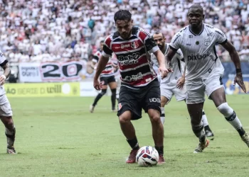 Santa Cruz vence o Treze na Arena Pernambuco. Foto: Evelyn Victória/Santa Cruz