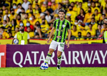 Sport fica próximo da contratação do volante Lucas Kal