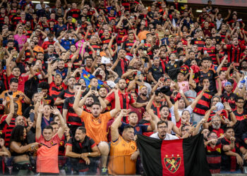 Visando aumentar receita, Sport avalia levar partidas para a Arena de Pernambuco