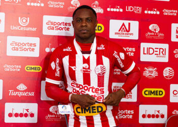 Apresentado no Náutico, Igor Bolt revela origem de apelido e detalha características em campo