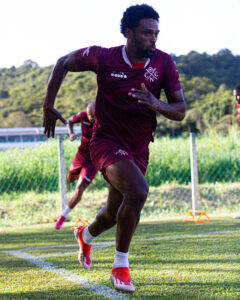 Bruno Mezenga vai ser o substituto de Paulo Sérgio contra o Retrô. Foto: Gabriel França / Náutico