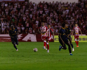 Náutico encara o Londrina no Estádio do Café. Foto: Gabriel França/Náutico