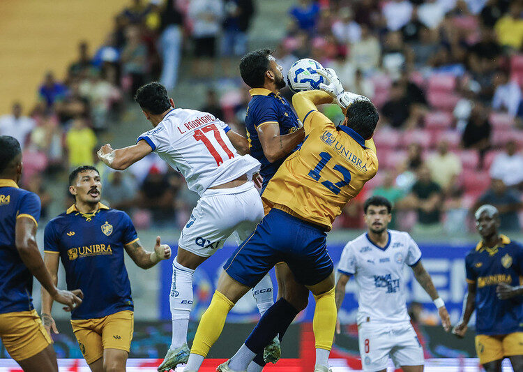 Retrô fica no empate sem gols com o Bahia e se despede da Copa do Brasil