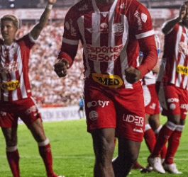 Igor Bolt entrou no segundo tempo e marcou o gol da vitória do Náutico sobre o Anápolis. Foto: Reprodução Instagrama/Náutico