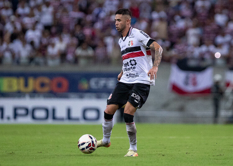 Renato prevê jogo duro contra o Altos e mantém confiança em classificação do Santa Cruz