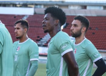 Santa Cruz prorroga vínculo com Wagner Balotelli até 2026