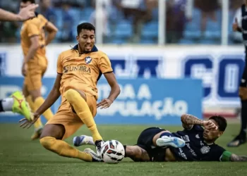 Retrô perde para o Confiança na Arena Batistão. Foto: Foto: Luiz Neto/ADC