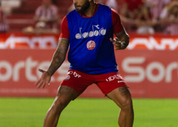 Náutico: Patrick Allan deve ficar fora do quadrangular; Carlinhos e Rayan também estão no DM