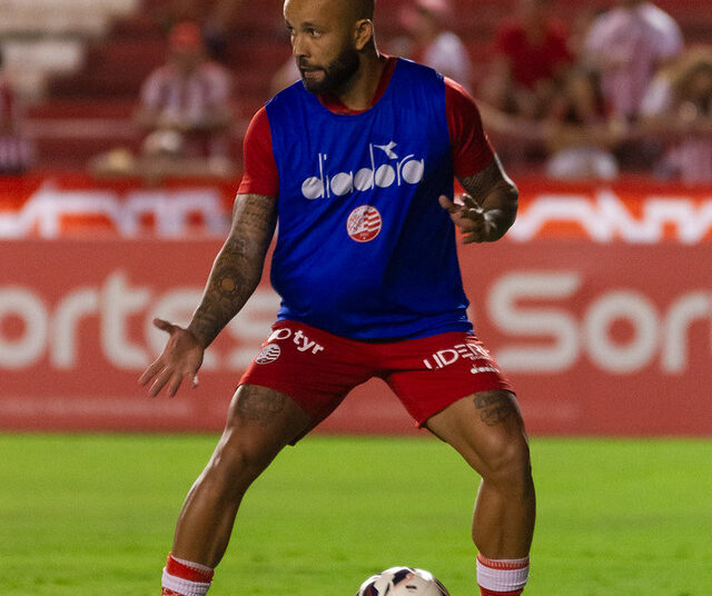 Náutico: Patrick Allan deve ficar fora do quadrangular; Carlinhos e Rayan também estão no DM