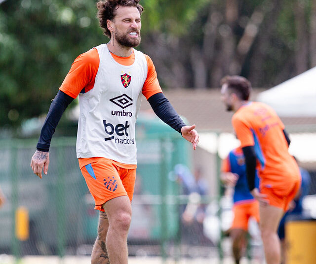 Lucas Lima lidera a lista de jogadores pendurados do elenco Rubro-negro. Foto: Paulo Paiva/Sport