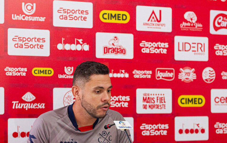 Em boa fase, auxiliar técnico do Náutico descarta zona de conforto na Série C