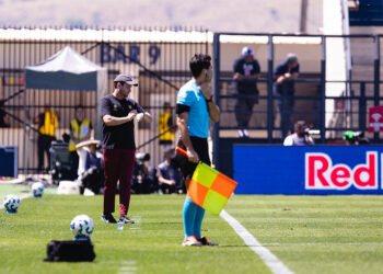 Sport: Daniel Paulista fala sobre escolha por três volantes e dispara contra a arbitragem