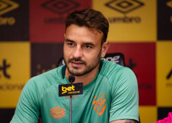 Sport: Gabriel prega foco no jogo a jogo na luta contra o rebaixamento