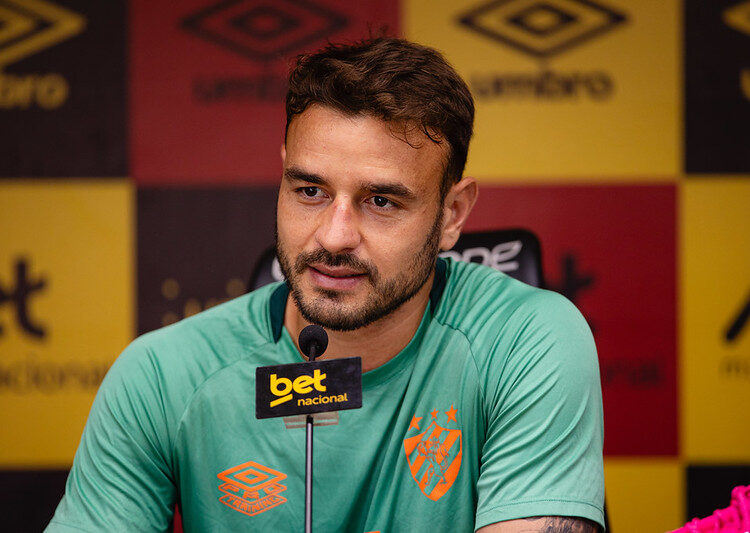 Sport: Gabriel prega foco no jogo a jogo na luta contra o rebaixamento