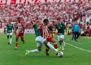Náutico encara o Guarani no Brinco de Ouro. Foto: Gabriel França/Náutico