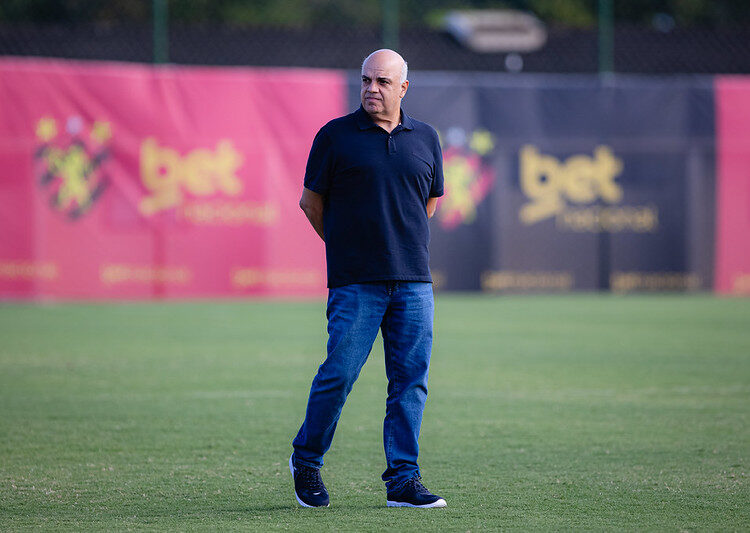 Sport: Governo de Pernambuco contesta Yuri Romão e nega risco de grandes jogos na Ilha do Retiro