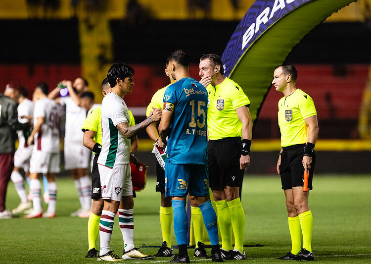 Sport avalia pedir anulação de partida com o Fluminense