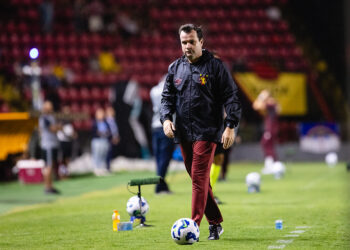 Sport: Daniel Paulista destaca poder de reação da equipe após empate com o Fluminense