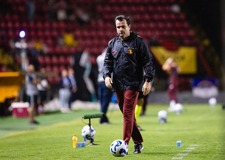 Sport: Daniel Paulista destaca poder de reação da equipe após empate com o Fluminense