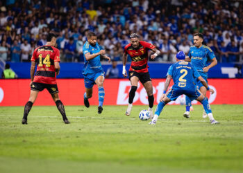 Após empate com o Cruzeiro, Sport protesta contra erros de arbitragem
