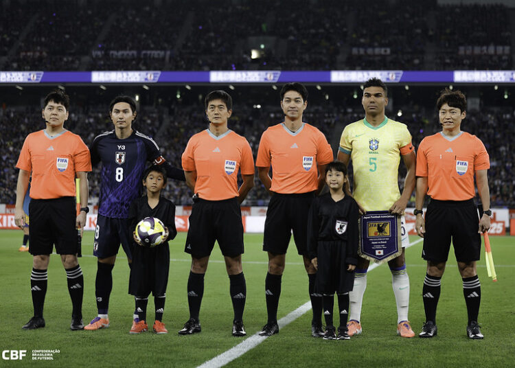 Com apagão no segundo tempo, Brasil leva virada e sofre derrota inédita para o Japão