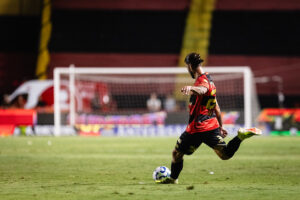 Sergio Oliveira pode voltar a ser titular contra o Mirassol. Foto: Paulo Paiva/Sport