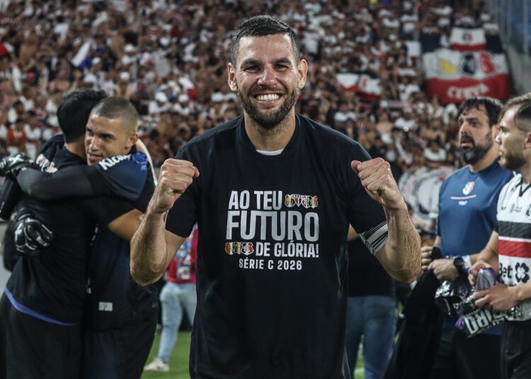 Santa Cruz renova contrato com William Alves para 2026