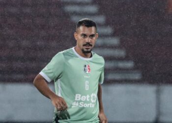 Santa Cruz renova contrato com Rodrigues para 2026