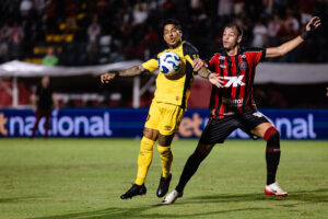 Sport encara o Vitória na Ilha do Retiro. Foto: Paulo Paiva/Sport