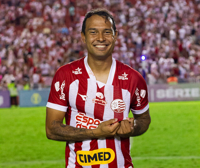 Durante as férias, Vinícius treina no CT do Náutico visando a próxima temporada