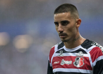 Santa Cruz se pronuncia após saídas de Nathan e Thiago Galhardo